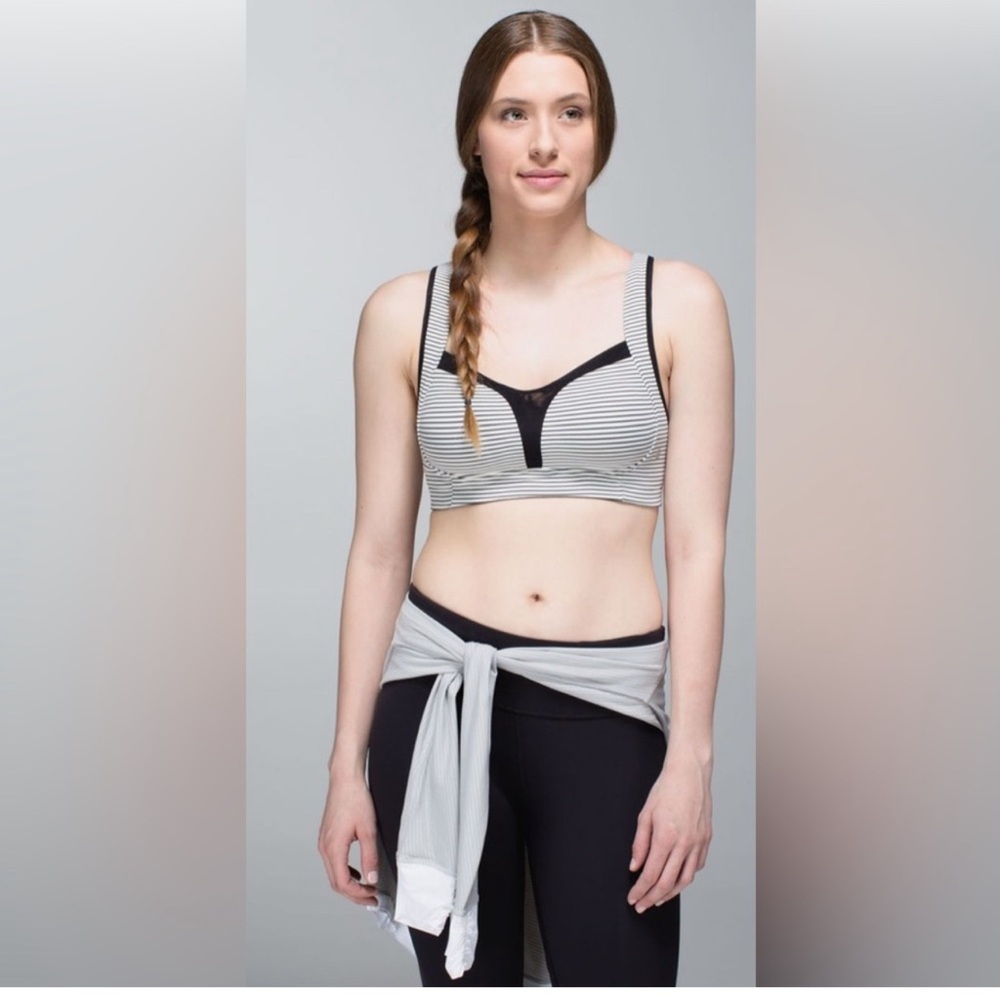 Lululemon Athletica Black and White Sports Bra Intimates